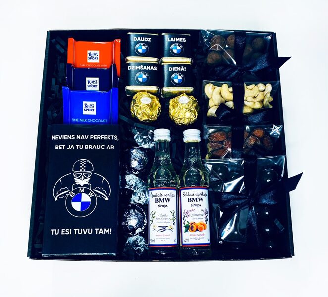 BMW dāvana ar tēju